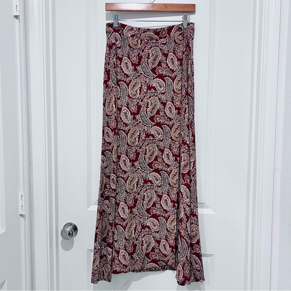 Vintage Breeches Women’s Paisley Print Maxi Wrap Skirt Sz. 10 (Fits like Small)